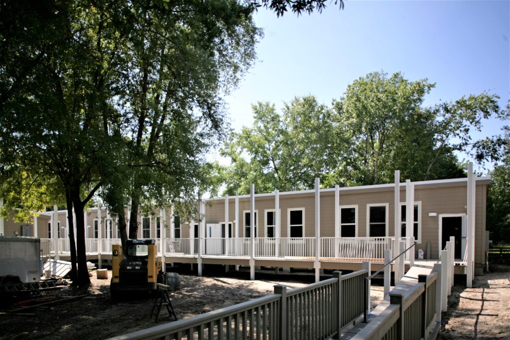 Green Modular Building at Learning Gate Community School - MBSI